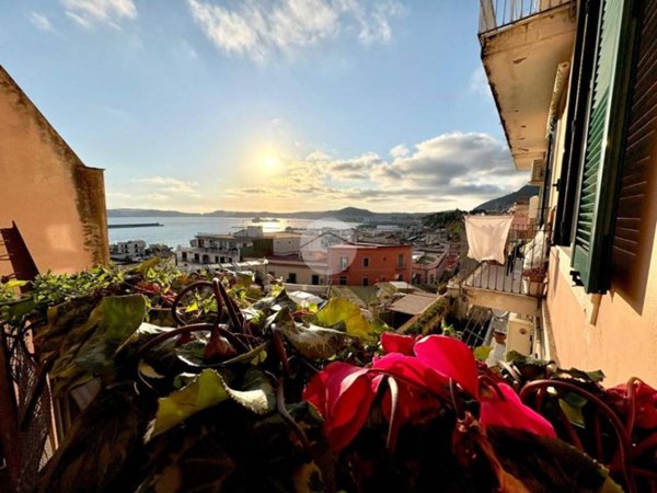 appartamento in vendita a Pozzuoli