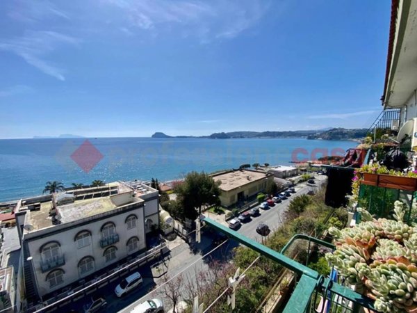 appartamento in vendita a Pozzuoli in zona Arco Felice