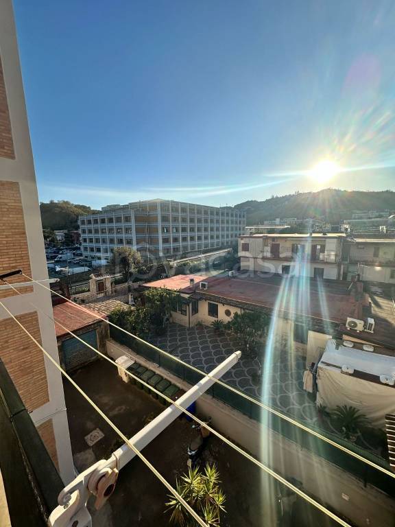 appartamento in vendita a Pozzuoli in zona Pisciarelli