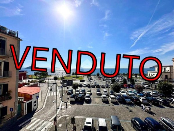 appartamento in vendita a Pozzuoli