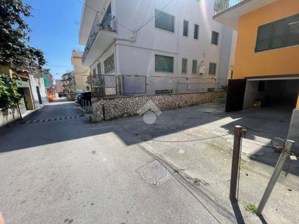 terreno edificabile in vendita a Pozzuoli in zona Arco Felice
