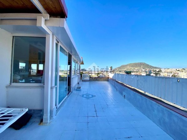 appartamento in vendita a Pozzuoli