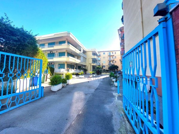 appartamento in vendita a Pozzuoli
