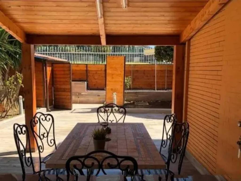 appartamento in vendita a Pozzuoli