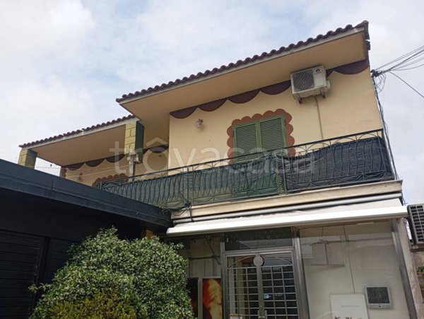 appartamento in vendita a Pozzuoli in zona Monterusciello