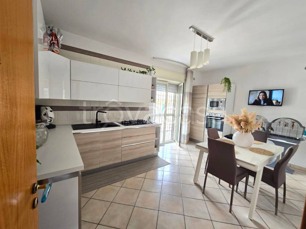 appartamento in vendita a Pozzuoli in zona Monterusciello