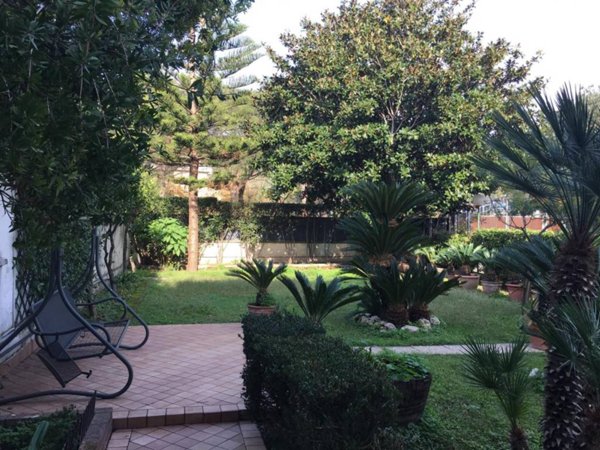 appartamento in vendita a Pozzuoli in zona Toiano