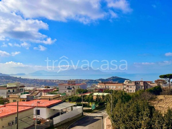 appartamento in vendita a Pozzuoli in zona Monterusciello