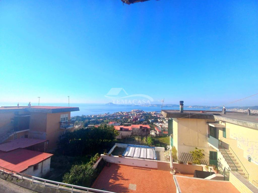appartamento in vendita a Pozzuoli