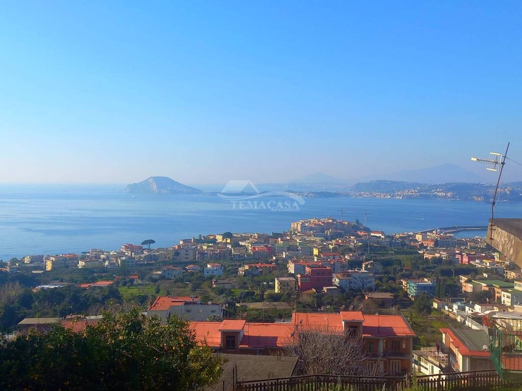 appartamento in vendita a Pozzuoli