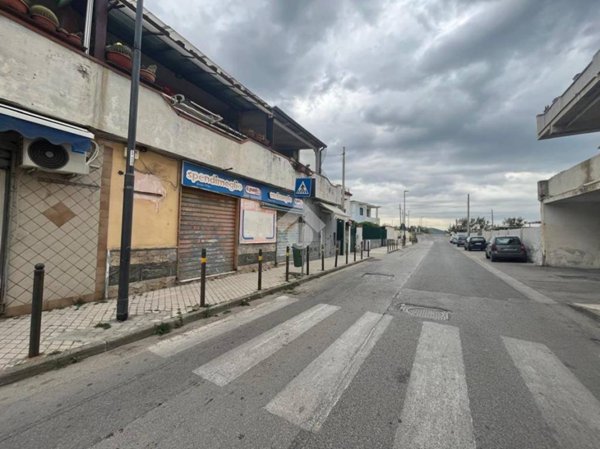 monolocale in vendita a Pozzuoli in zona Licola Lido