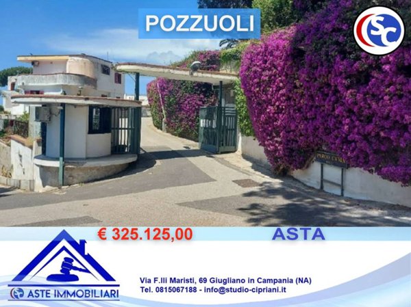 casa indipendente in vendita a Pozzuoli in zona Cuma