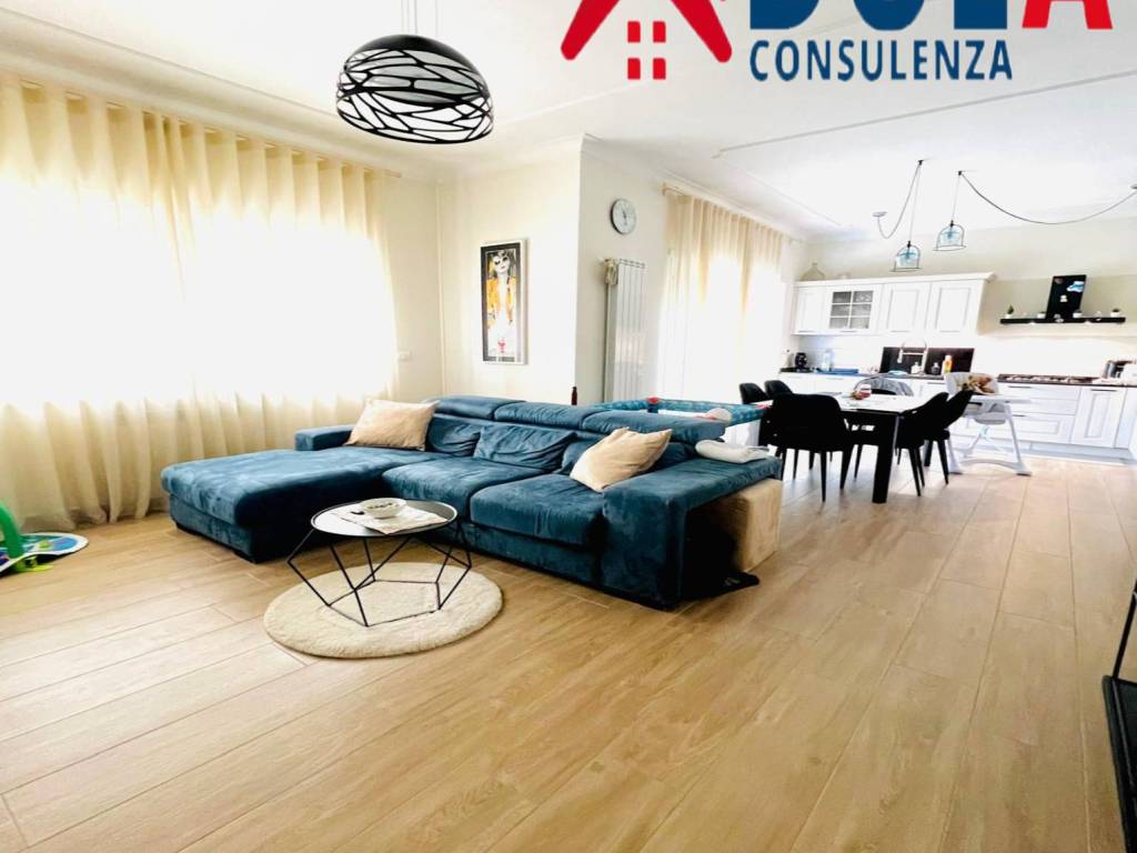 appartamento in vendita a Pozzuoli in zona Cuma