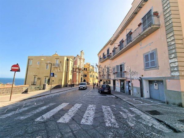 appartamento in vendita a Pozzuoli
