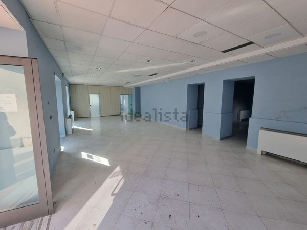 ufficio in vendita a Pozzuoli
