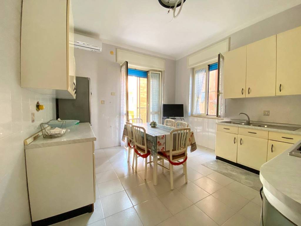 appartamento in vendita a Pozzuoli