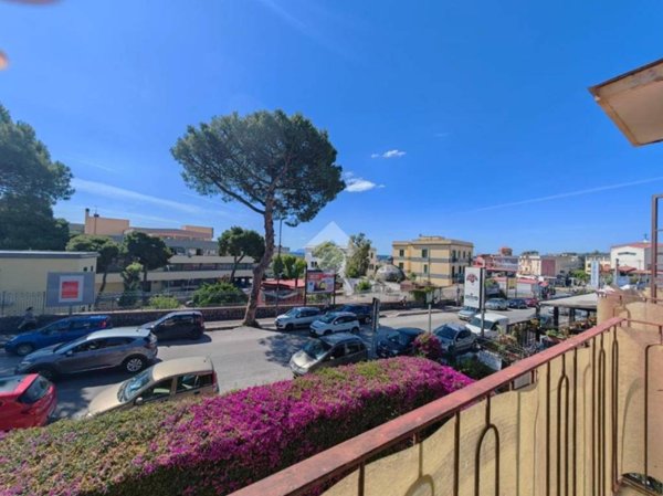 appartamento in vendita a Pozzuoli in zona Arco Felice