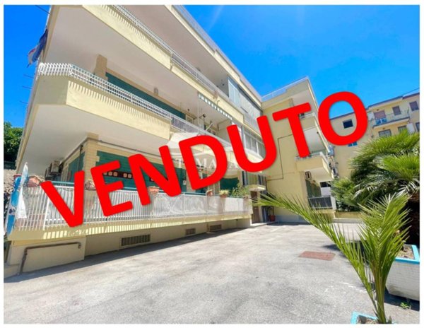 appartamento in vendita a Pozzuoli