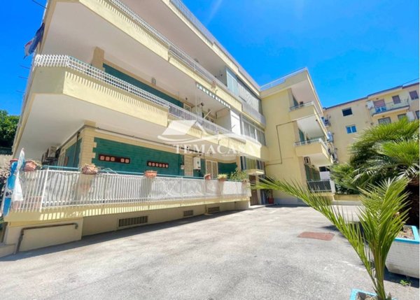 appartamento in vendita a Pozzuoli