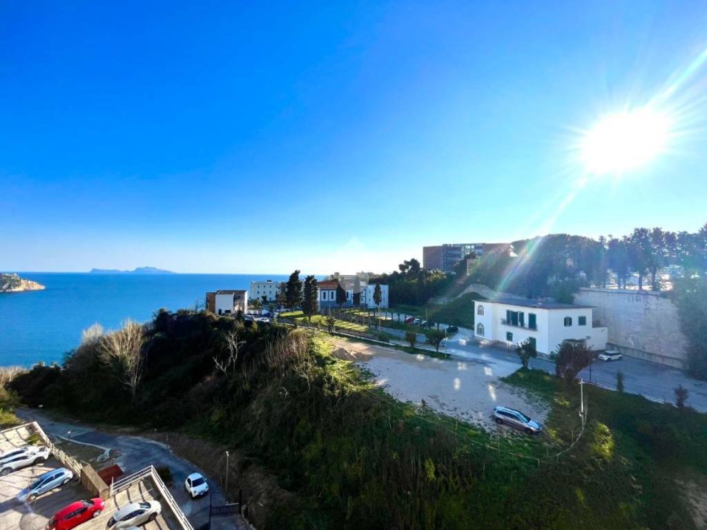 appartamento in vendita a Pozzuoli
