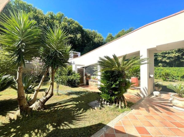 appartamento in vendita a Pozzuoli in zona Monterusciello