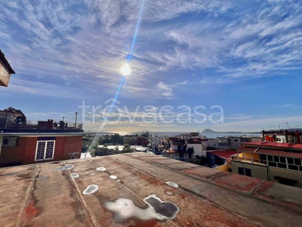 appartamento in vendita a Pozzuoli in zona Arco Felice
