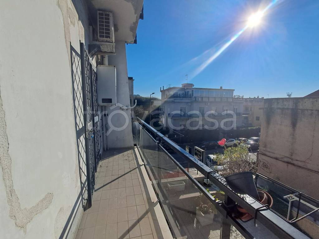 appartamento in vendita a Pozzuoli in zona Solfatara