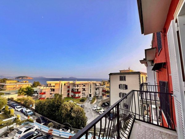 appartamento in vendita a Pozzuoli