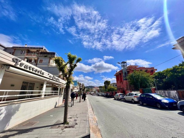 appartamento in vendita a Pozzuoli in zona Arco Felice