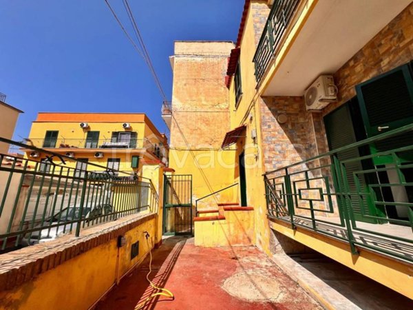 appartamento in vendita a Pozzuoli in zona Arco Felice