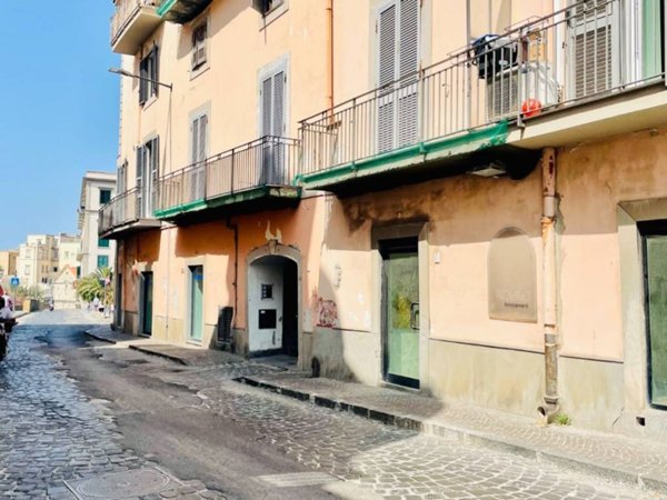 appartamento in vendita a Pozzuoli