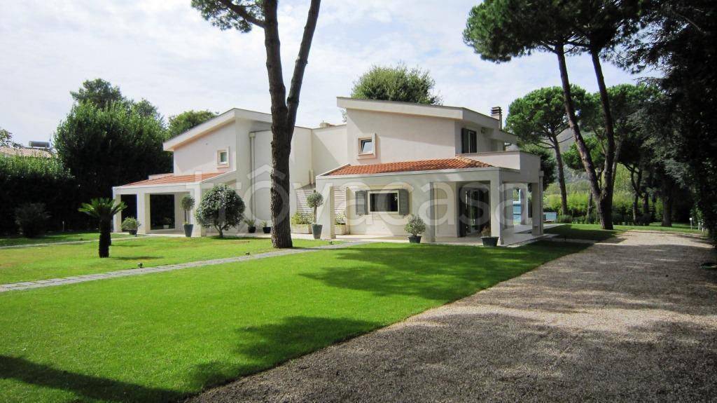 casa indipendente in vendita a Pozzuoli