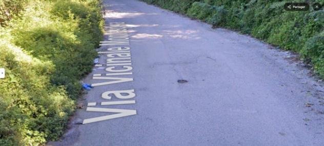 negozio in vendita a Pozzuoli