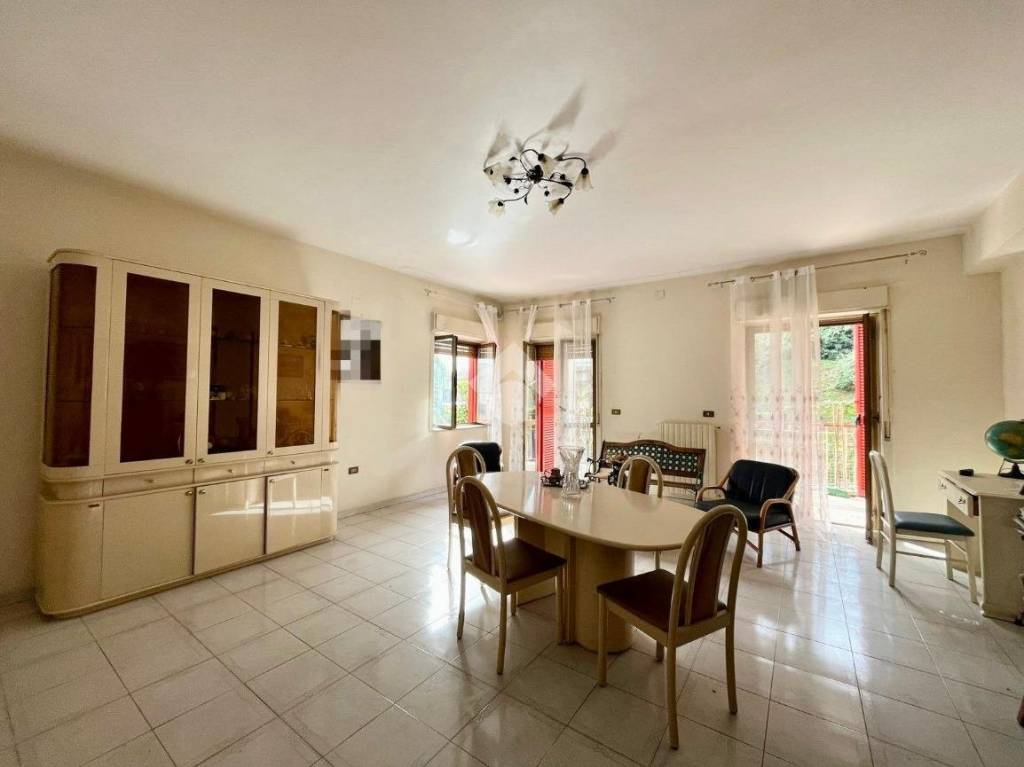 appartamento in vendita a Pozzuoli in zona Monterusciello