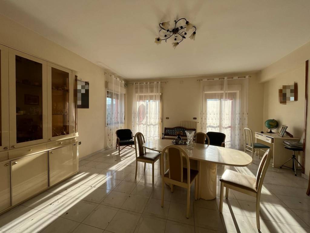 appartamento in vendita a Pozzuoli in zona Monterusciello
