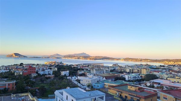 appartamento in vendita a Pozzuoli