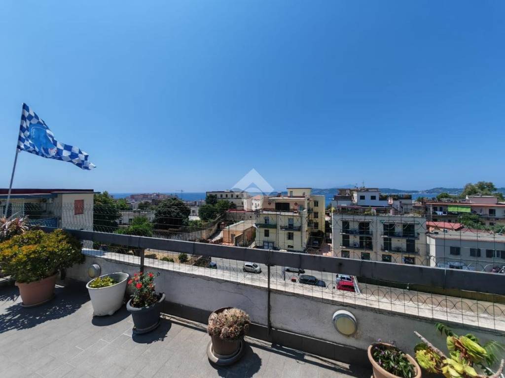 appartamento in vendita a Pozzuoli