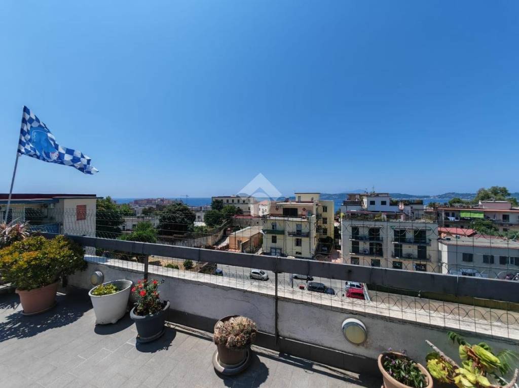 appartamento in vendita a Pozzuoli
