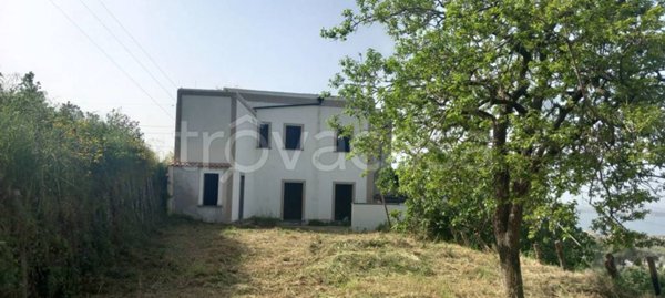 casa indipendente in vendita a Pozzuoli