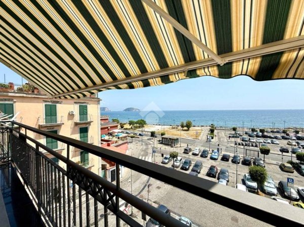 appartamento in vendita a Pozzuoli