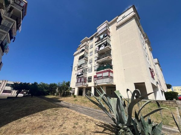 appartamento in vendita a Pozzuoli in zona Monterusciello