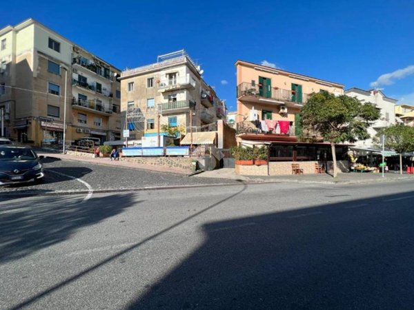 appartamento in vendita a Pozzuoli in zona Arco Felice
