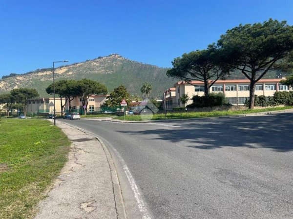 appartamento in vendita a Pozzuoli in zona Arco Felice