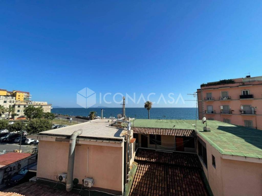 appartamento in vendita a Pozzuoli