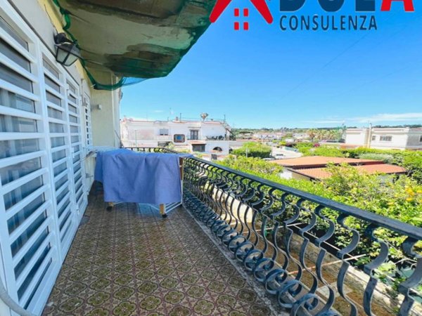 appartamento in vendita a Pozzuoli in zona Cuma