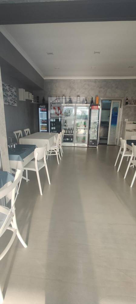 negozio in vendita a Pozzuoli