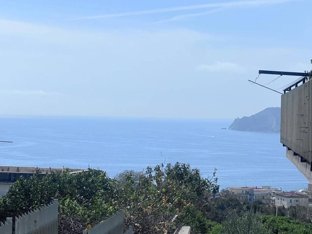 appartamento in vendita a Pozzuoli in zona Solfatara