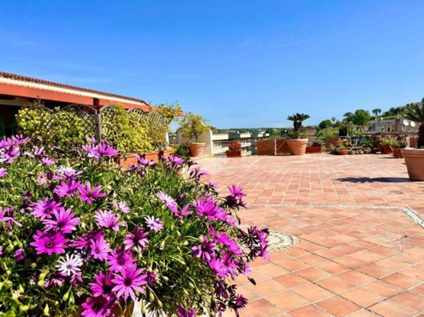 appartamento in vendita a Pozzuoli in zona Licola Lido