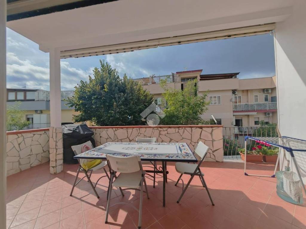 appartamento in vendita a Pozzuoli in zona Arco Felice