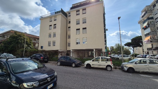 appartamento in vendita a Pozzuoli in zona Monterusciello